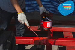 Solvent-based primer for outdoor 